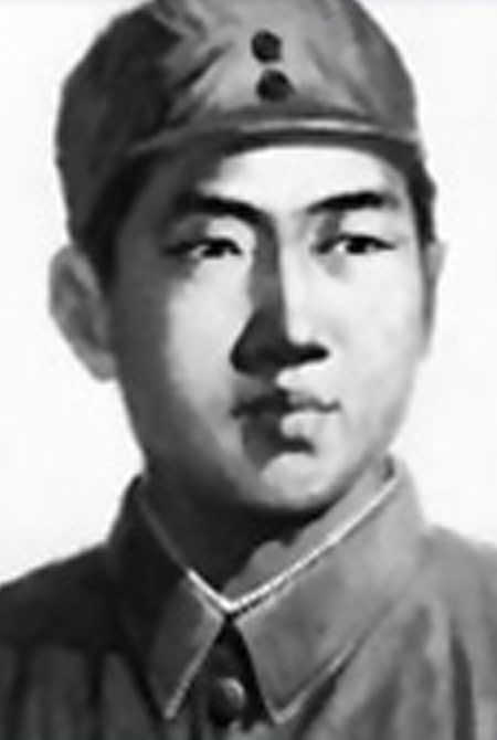 陳翰章：鐵骨鑄英魂的“書(shū)生戰將”