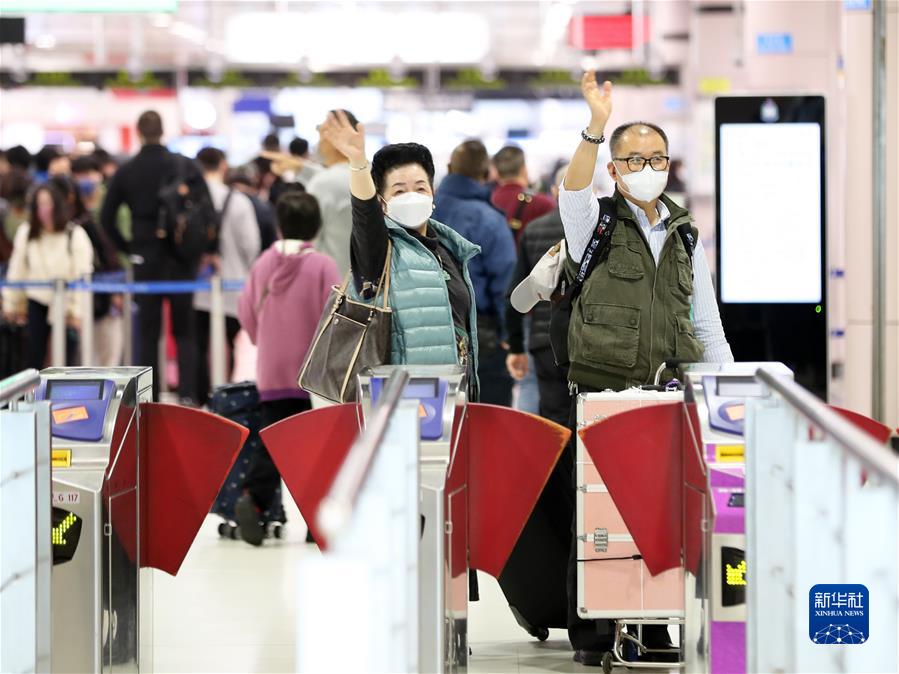 （港澳臺&middot;香港故事&middot;圖文互動(dòng)）（3）回家過(guò)年