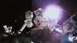 你們離開(kāi)地球的日子里，我們長(cháng)大了！