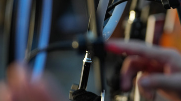 &ldquo;持證上崗&rdquo;新規落地，規范專(zhuān)業(yè)類(lèi)網(wǎng)絡(luò )直播