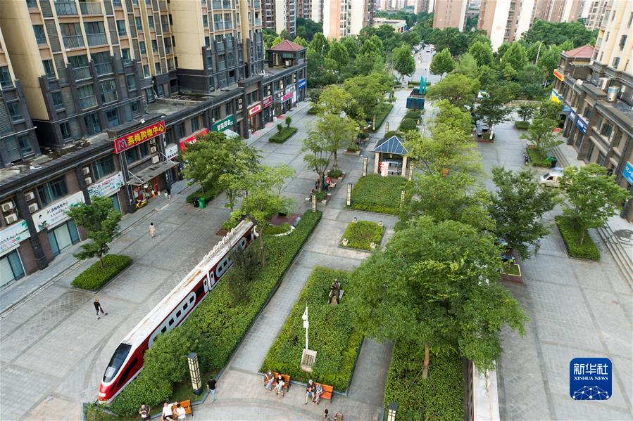 （新華全媒頭條&middot;奮進(jìn)新征程 建功新時(shí)代&middot;非凡十年&middot;圖文互動(dòng)）（1）湖北：奮力譜寫(xiě)高質(zhì)量發(fā)展新篇章 