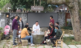 杭州小古城村：大樟樹(shù)下議發(fā)展