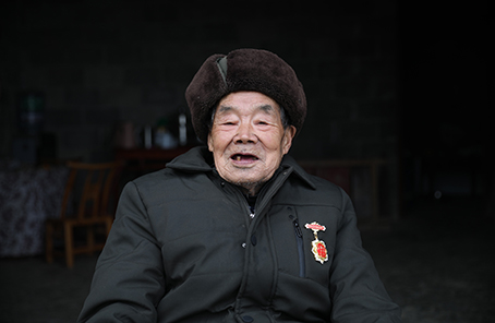 &ldquo;死守陣地，決不能后退一寸&rdquo;&mdash;&mdash;記抗美援朝老兵黃忠茂