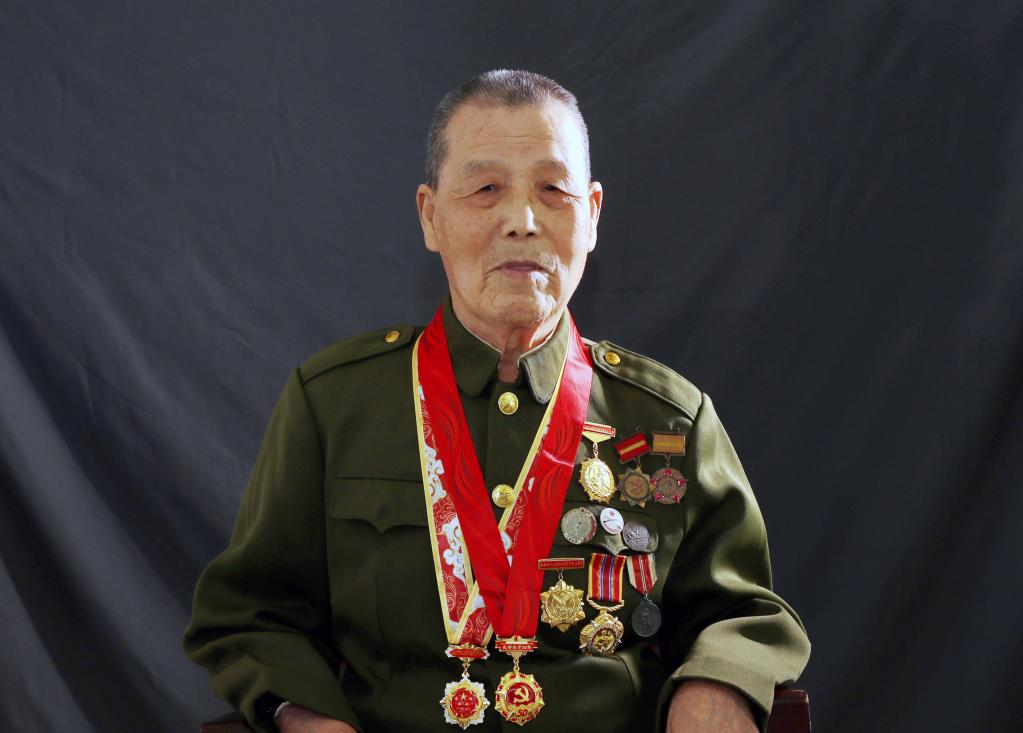 浴血榮光丨致敬抗戰老戰士&mdash;&mdash;夏豐鳴