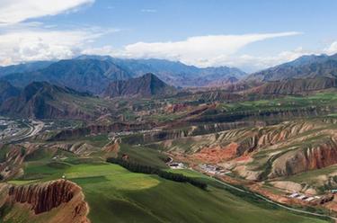 新華全媒+丨夏日風(fēng)光&middot;祁連美景