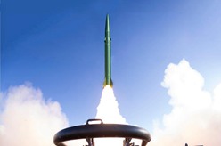 在習近平強軍思想指引下·我們在戰位報告丨倚天萬(wàn)里馭“長(cháng)劍”——來(lái)自火箭軍某導彈旅的報告