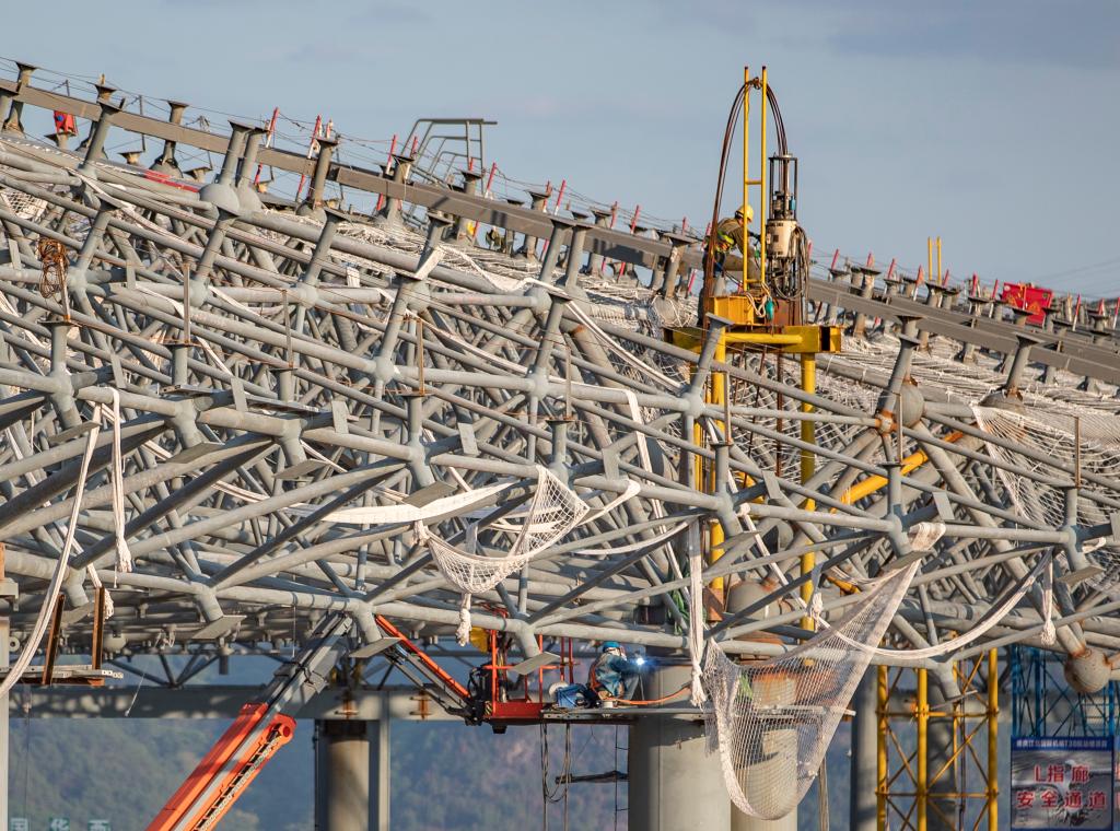 總工程量完成過(guò)半 重慶江北國際機場(chǎng)T3B項目建設加速推進(jìn)