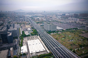 浙江杭州：320國道快速路二期通車(chē)