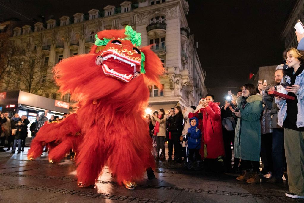 &ldquo;歡樂(lè )春節大篷車(chē)&rdquo;讓塞爾維亞&ldquo;年味&rdquo;十足