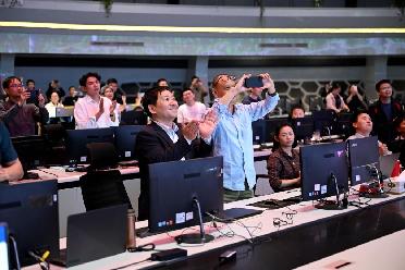 新華全媒+｜403秒！中國&ldquo;人造太陽(yáng)&rdquo;獲重大突破