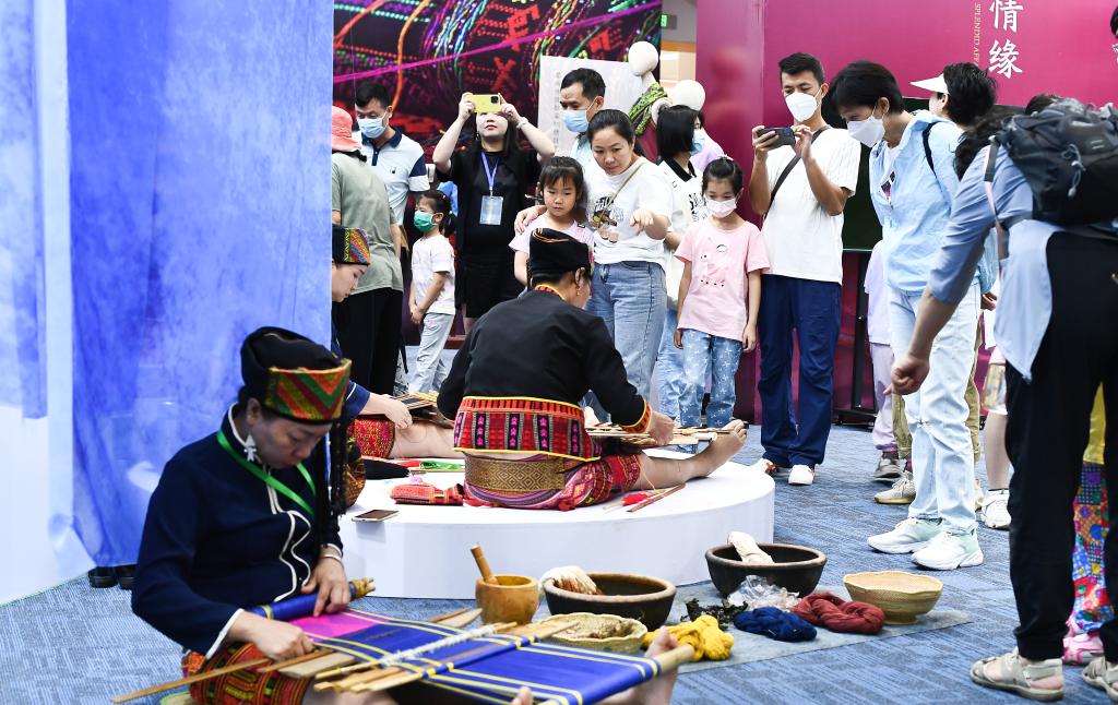 ?？冢河^(guān)&ldquo;錦繡&rdquo; 度假期