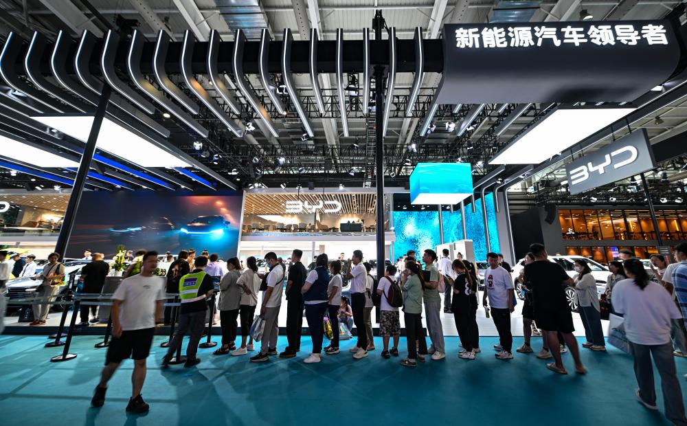 眾多自主品牌汽車(chē)亮相長(cháng)春汽博會(huì )