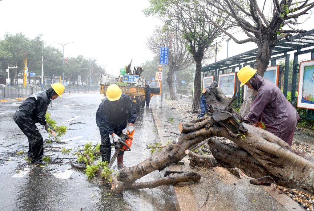 廣東啟動(dòng)最高級別應急響應防御臺風(fēng)&ldquo;蘇拉&rdquo;