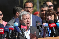 聯(lián)合國秘書(shū)長(cháng)呼吁立即實(shí)現巴以?；鸷图由车貛说谰仍疁嗜? /></a></p>
<p class=