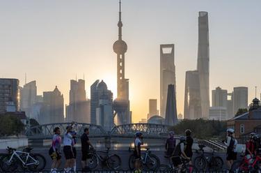 第六屆進(jìn)博會(huì )丨漫步申城 赴約進(jìn)博