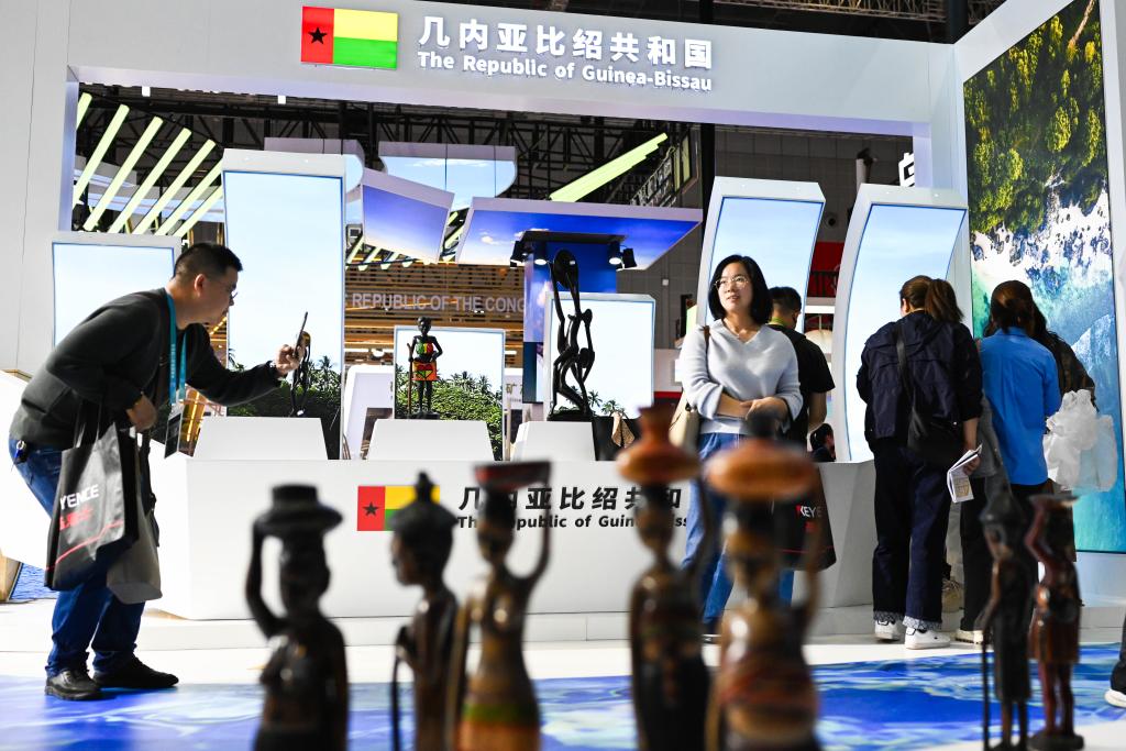 第六屆進(jìn)博會(huì )丨提供發(fā)展機遇 分享發(fā)展紅利