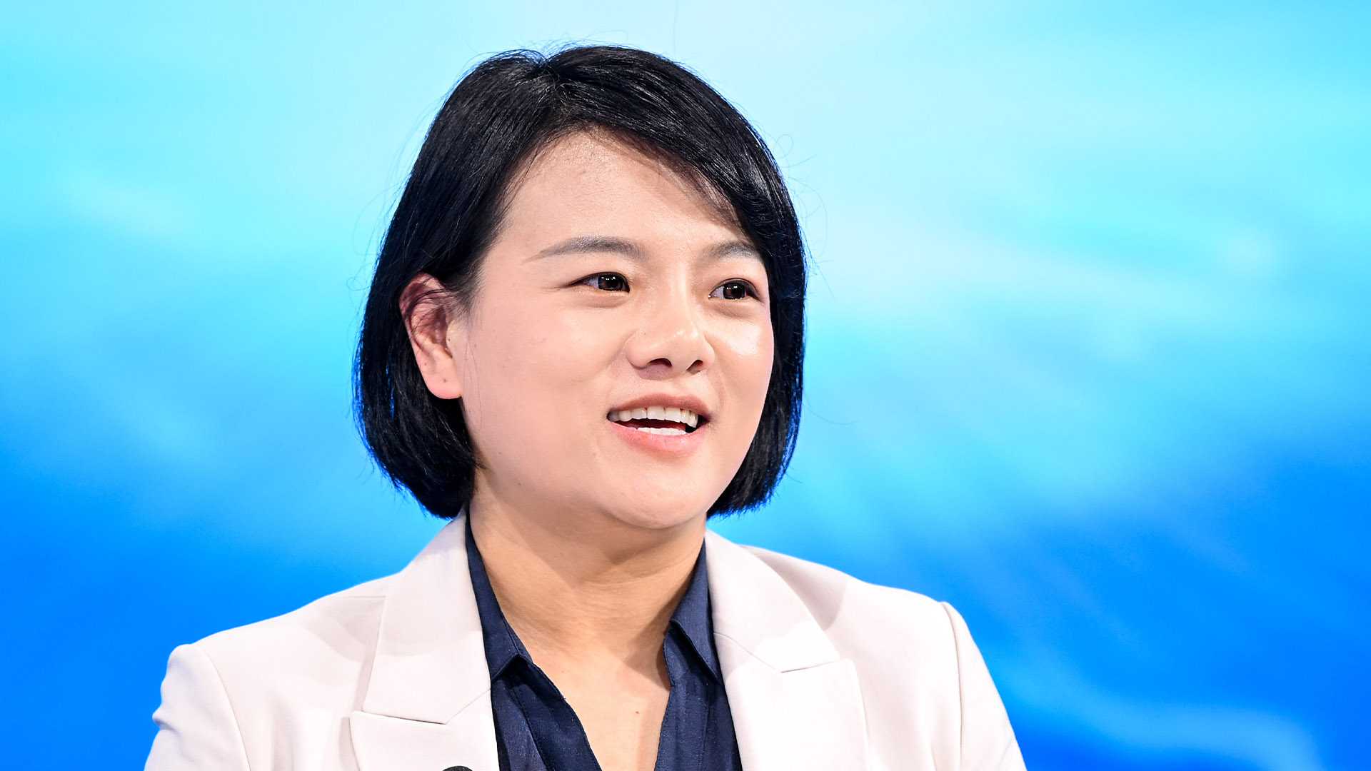 從“要我改”變成“我要改” 從“慢點(diǎn)搬”變?yōu)椤霸琰c(diǎn)搬”