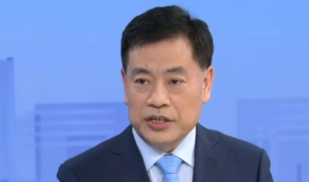 冰雪制造業(yè)、冰雪服務(wù)業(yè)“雙輪驅動(dòng)”格局基本形成