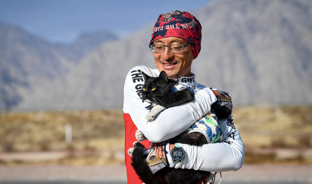 帶著(zhù)貓，跑一場(chǎng)長(cháng)城腳下的超級馬拉松