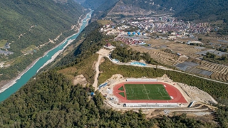 在西藏墨脫，&ldquo;秘境&rdquo;里的孩子有個(gè)足球夢(mèng)