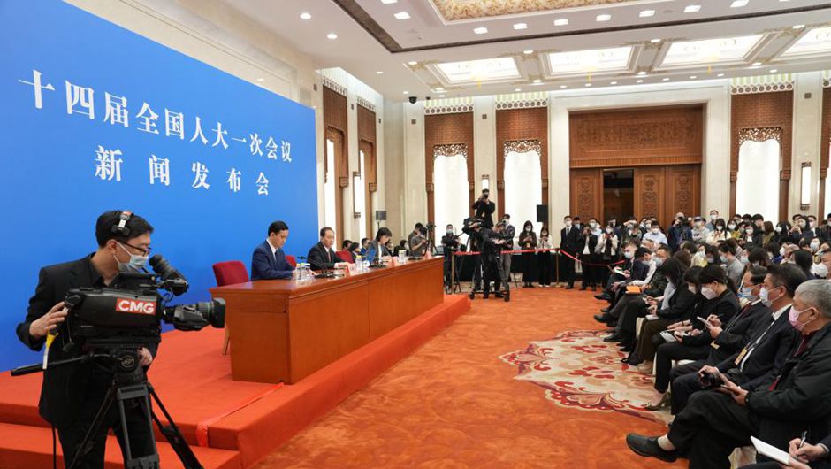 十四屆全國人大一次會(huì )議舉行新聞發(fā)布會(huì )