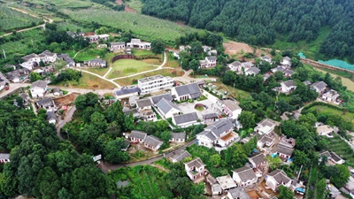 烏蒙潮涌&mdash;&mdash;國家反貧困試驗區畢節的十年蝶變