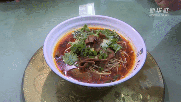 航天員心心念念的這碗牛雜面，安排！