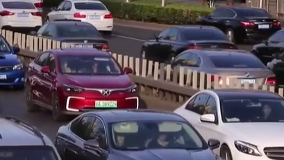 油價(jià)今起上調 加滿(mǎn)一箱油多花5.5元