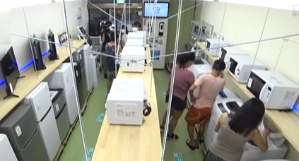 人氣！24小時(shí)營(yíng)業(yè) 東京無(wú)人家電商場(chǎng)受追捧