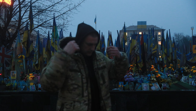 2025回望｜迷茫與無(wú)奈，烏克蘭人在戰火延宕中煎熬